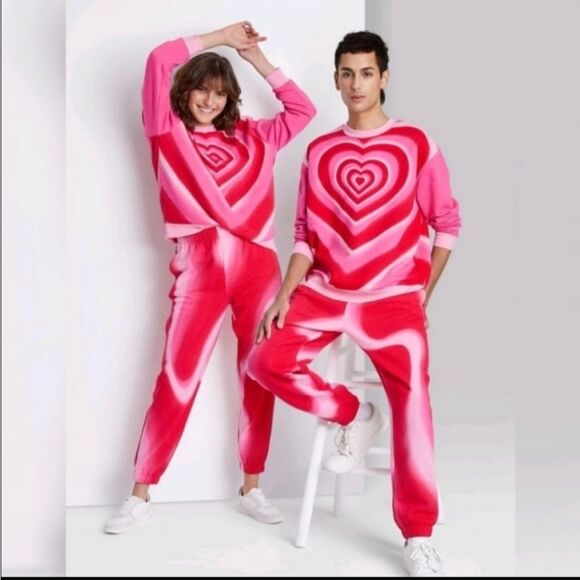 Wild Fable heart sweatshirt - Picture 5 of 5